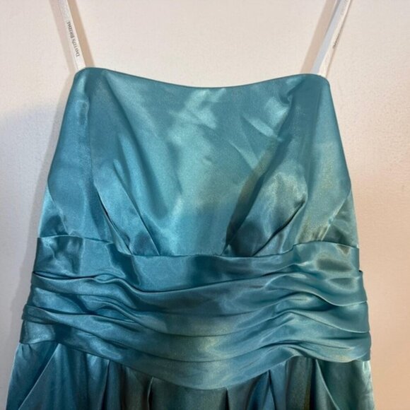 David’s Bridal Turquoise Satin Bridesmaid Dress - Size 16 - Picture 3 of 6